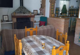 Las esperillas - caminito del rey has Balcony rooms