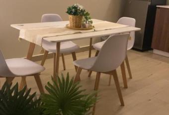 Ghaim rest home has rooms with a private hot tub