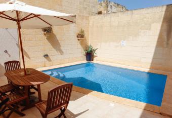 Rosehill B&B allows 18 year olds to book a room