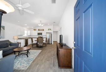 Chitty Chatty Villa has Balcony rooms