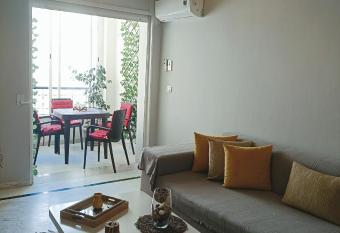 Coquette S+1 has rooms with a private hot tub