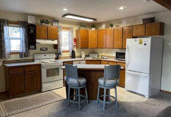 Den Mishka - Kodiak's Den of the Little Bear allows 18 year olds to book a room