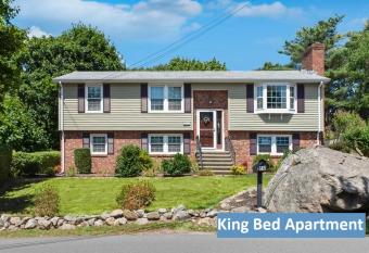 Ocean Breeze-8min Walk to Beach has Balcony rooms