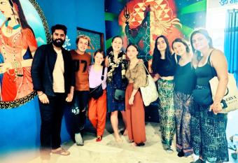 HOUSE OF TOURISTERS has Smoking/Balcony rooms