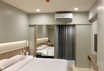 Synsiri Lat Phrao 83 has Balcony rooms