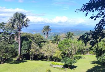 Ponderosa Golf Club allows 18 year olds to book a room