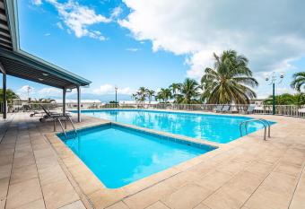 Studio   l  gant Marina du Gosier has Balcony rooms