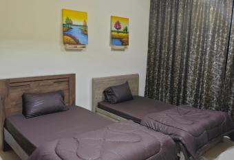 Sea View Room in Shared Apartment allows 18 year olds to book a room