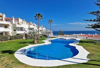 Hermoso Piso en La Cala de Mijas con vistas al mar has Balcony rooms