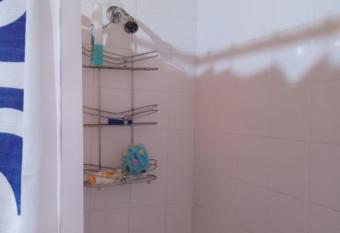 876 IslandGirl Accomodation- HomeStay allows 18 year olds to book a room