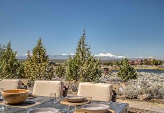 The Embers at Brasada Ranch has Balcony rooms