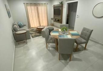 Belleza nueva! Zona Conmebol (606) has Balcony rooms