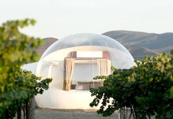 Glamping Deluxe Natural has Balcony rooms