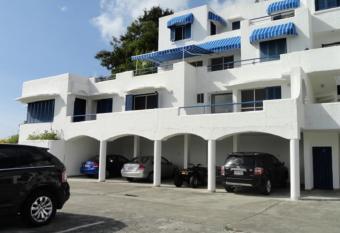 Departamento Casablanca Same allows 18 year olds to book a room