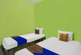 SPOT ON 92474 Penginapan Rusunawa Ii allows 18 year olds to book a room
