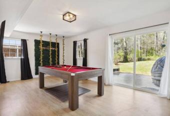 ATL Event Friendly Home with Hot tub & Pool Table has rooms with a private hot tub