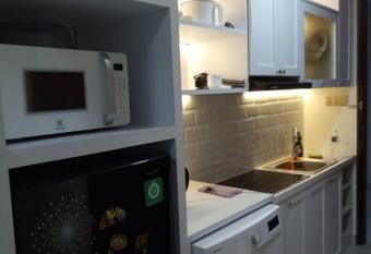 1 Bed Apartment Pollux for Rent allows 18 year olds to book a room