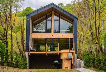 Vila ZIA has Balcony rooms