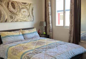 Homestay 10mins drive to Alona Beach and Panglao Airport has Balcony rooms