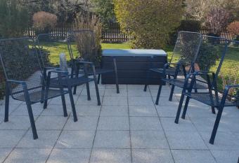 Also 10 minutes from the shopping area, and 5 minutes from a supermarket has Balcony rooms