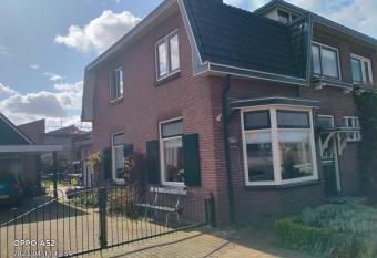 De Grindweg has Balcony rooms
