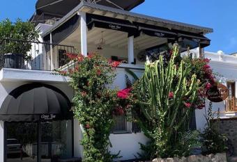 Casa Tua Butik Otel has Smoking/Balcony rooms