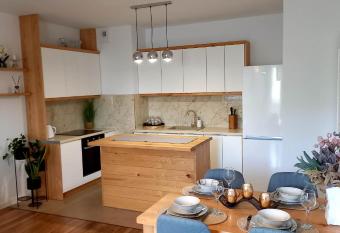 Apartament Green Park 2 has Balcony rooms