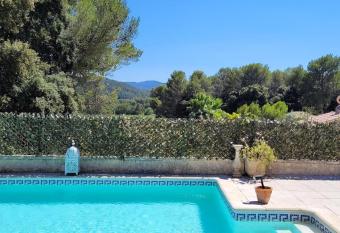 Villa - 8 pers heated pool beach 20 min has Balcony rooms