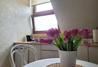 Apartament Bright ASD Studio allows 18 year olds to book a room