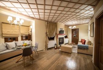 Casacaldametsovo has Balcony rooms