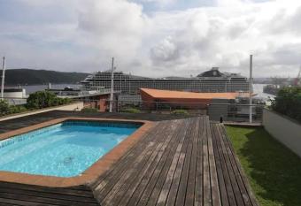 Sail away @ The Sails has rooms with a private hot tub