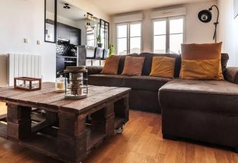 Appartement confortable proche Disneyland Paris has Balcony rooms