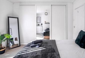 Redmayne House in Whitby has Balcony rooms