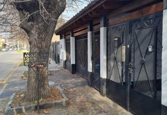 Casa a minutos del Aeropuerto allows 18 year olds to book a room