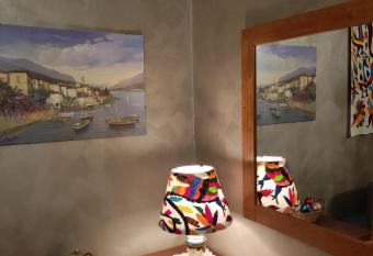 Rossa Dimora apartment has Balcony rooms