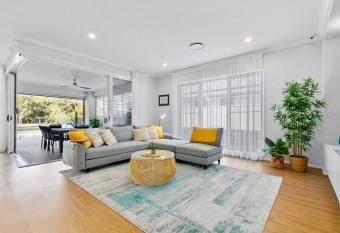 Island Escape! has rooms with a private hot tub