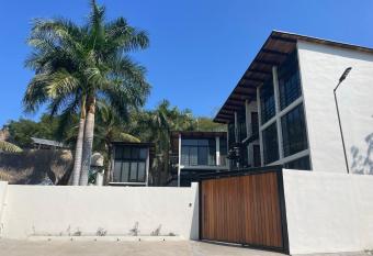 Casa Noria#1 allows 18 year olds to book a room