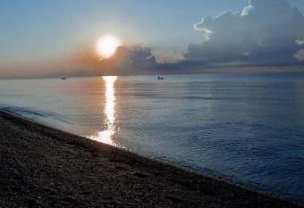 La casa di Mari sul mare has Balcony rooms