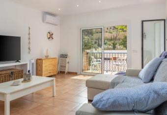 La caseta de Sa Riera has Balcony rooms