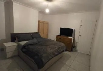 ADVO House Hotel Leeds allows 18 year olds to book a room