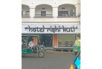 Hotel Rishi Kuti, Ujjain has Balcony rooms
