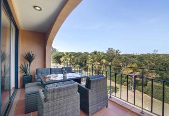 Apartamento T2 Vilasol Morgadinho has Balcony rooms