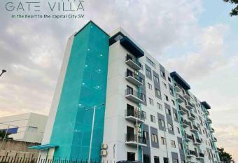 The Gate Villa SV has Balcony rooms