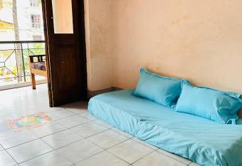 Muffys Apartment has Balcony rooms