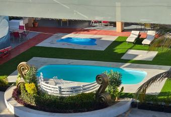 DEPARTAMENTOS SUITES HOTEL LITO has Balcony rooms