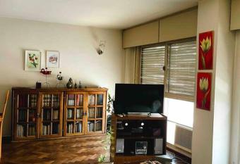 Depto Alice - encantador allows 18 year olds to book a room