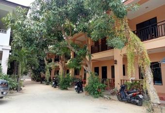 Bank Guesthouse allows 18 year olds to book a room