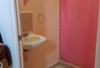 Confortable casa has Balcony rooms