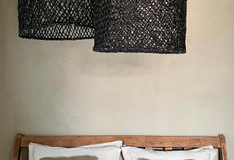 Puur-polder-Logies-Polder allows 18 year olds to book a room