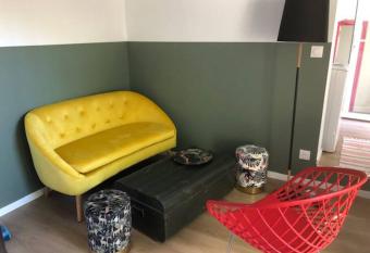 A louer studio 20 m   + mezzanine has Balcony rooms